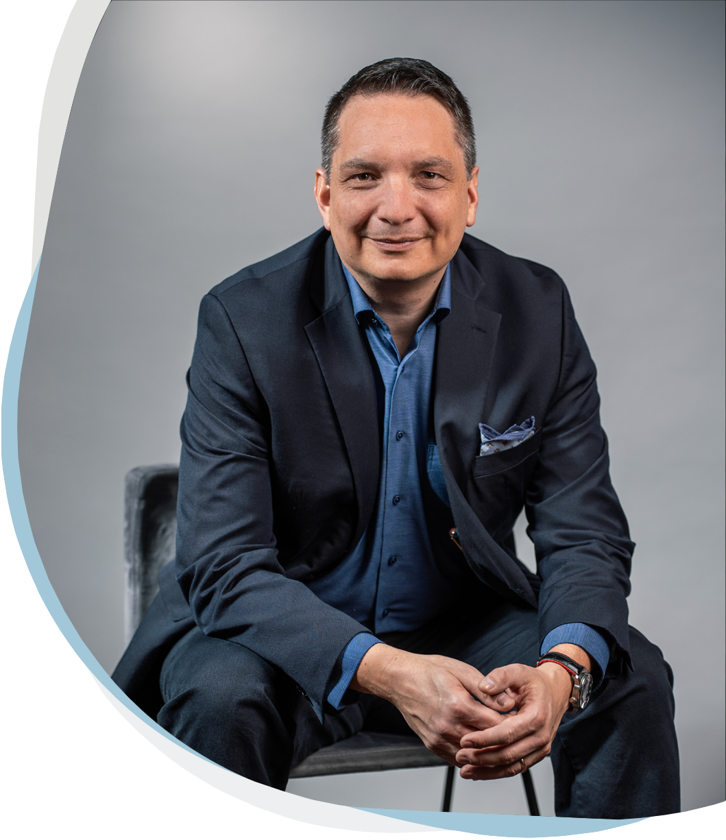 Markus Hammer Sitzend